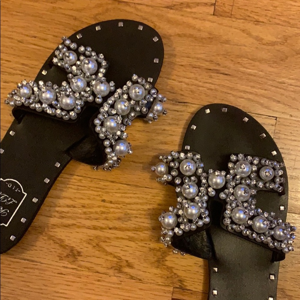 Sandal - Picture 2 of 5